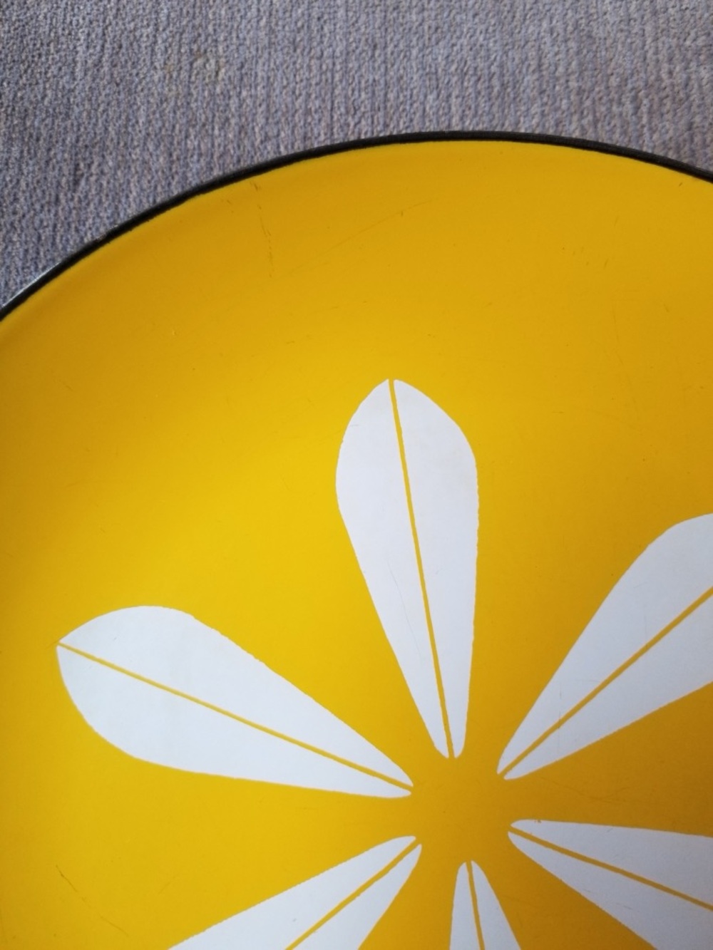 Vintage Catherineholm Lotus Yellow Enamel Plate - Picture 4 of 4